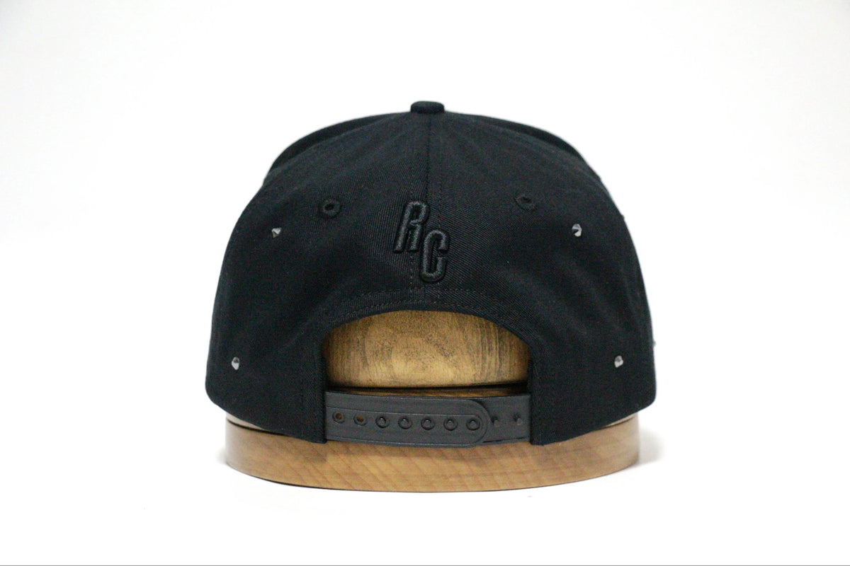 T-total black cap