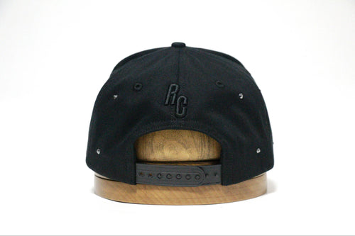 T-total black cap